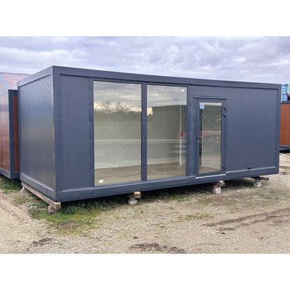 CONTENEDOR ELEVADO 7×3 M GRANDES VITRINAS / AIRE ACONDICIONADO / BAÑO ( Ref: 5905 )